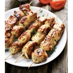 Мини-шашлык куриный на шпажке с курицей